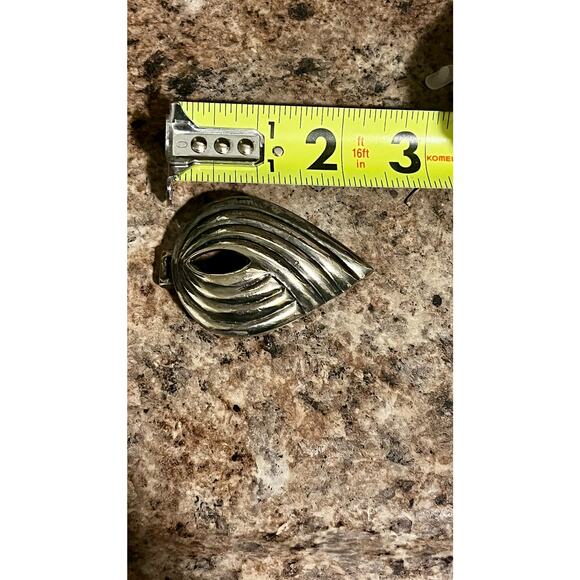 Mimi di N 1986 Silver Tone Sculptural Belt Buckle - Picture 8 of 9